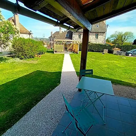 Bed & Breakfast Le Miraillet, Saint-Illide